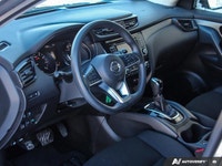 2023 Nissan Qashqai S 4D Sport Utility Gray CVT with Xtronic AWD 2.0L DOHC Finance discount availabl... (image 8)