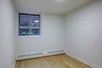 Semi-renovated Akelius three bedroom apartment for rent. Located near Roslyn in the Westmount neighb... (image 6)