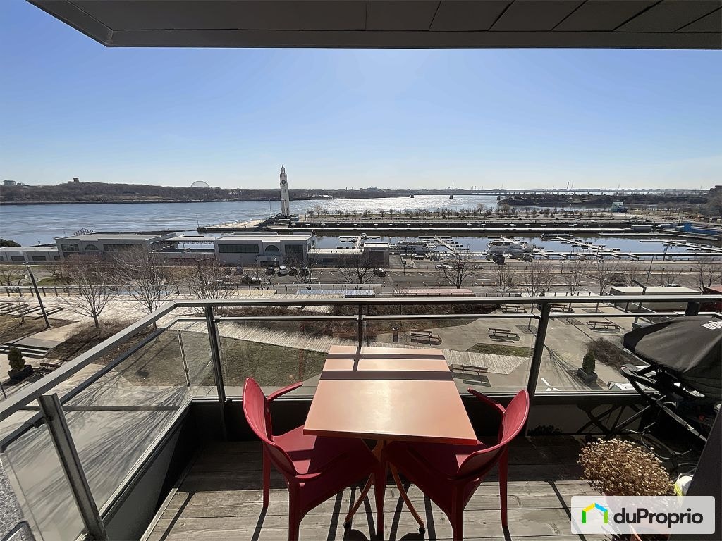 $675,000 - Condominium in Ville-Marie (downtown, old Mtl) — photo 1