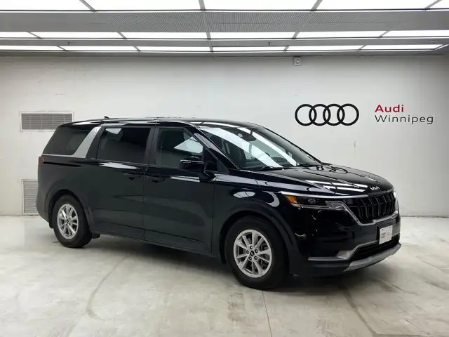 2024 Kia Carnival LX | 8 Passenger | Apple Carplay