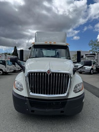 Ryder Stock ID: 239942 Transmission Type/Speed: AMT 13 Engine: DIESEL X15 GHG'17 450/1800 Horse Powe... (image 1)