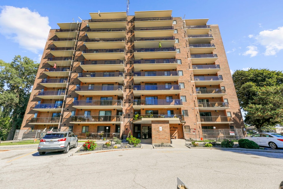 Regal Tower Apartments - Chatham - 2 Bedroom, 1 Bath B Apartment 2