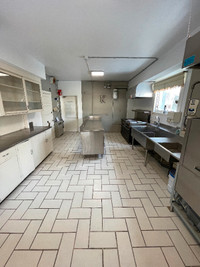 Commercial Kitchen for Lease by Owner