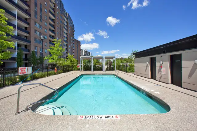 190 CityView 2 Bdrm. Apt. for Rent Clark/Dixie Brampton in Long Term Rentals in Mississauga / Peel Region - Image 20