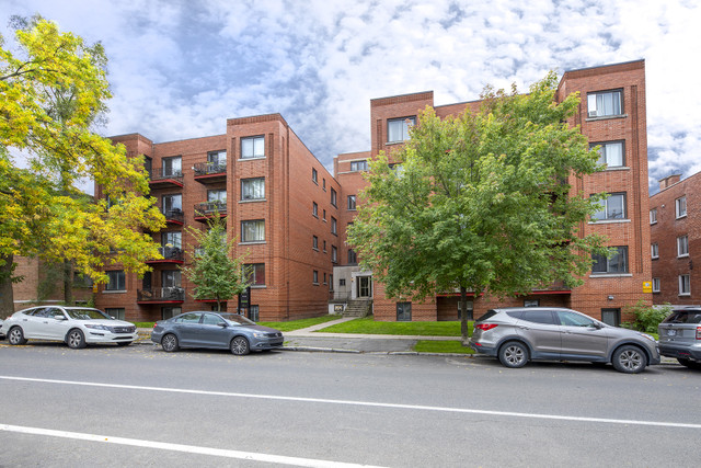 11 Apartment for Rent - 5000 Clanranald Avenue dans Locations longue durée  à Ville de Montréal