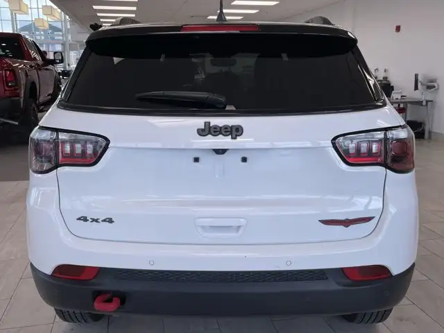 2024 Jeep Compass Trailhawk | 4WD | No Accidents | in Cars & Trucks in Prince George - Image 5
