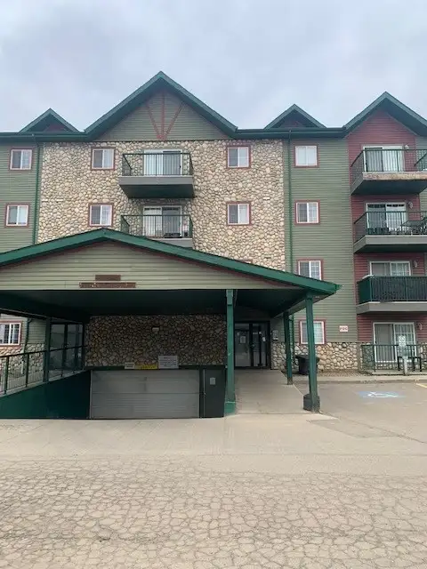 3306-200 Lougheed Dr.