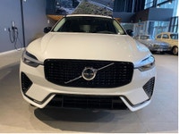 Crystal White Pearl Metallic, Maroon/Charcoal, Perforated Nappa Leather Upholstery, Wheels: 21" 5-Do... (image 7)