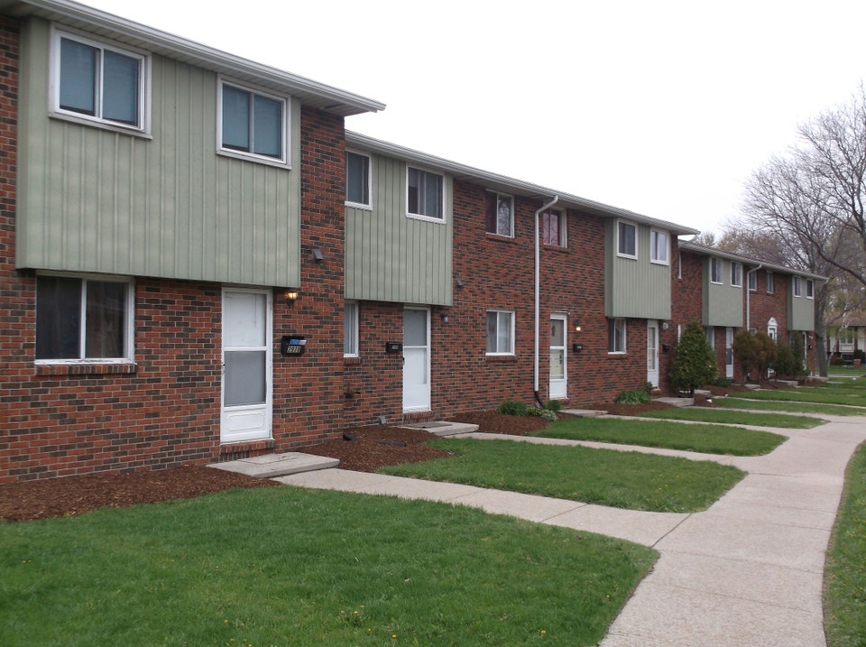 Anchorage on the Park Townhomes - 3 Bedroom, 1.5 Bath Apartment 4