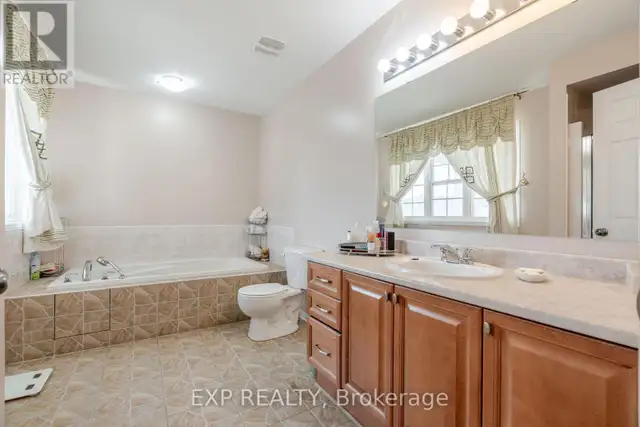 1049 FIELDFAIR WAY Ottawa, Ontario in Houses for Sale in Ottawa - Image 23