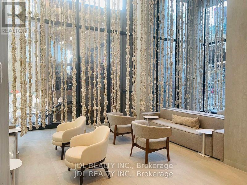 3310 - 55 COOPER STREET Toronto (Waterfront Communities), Ontari 2