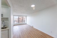 Amenities: Fitness Centre • Social Room • Playground • Quiet Building Building and Suite Features: S... (image 8)