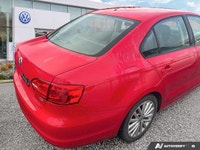 IIHS Top Safety Pick. Only 136,424 Miles! This Volkswagen Jetta Sedan delivers a Gas I5 2.5L/151 eng... (image 4)