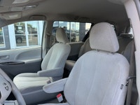 BC Vehicle with only 199,000 KM!This Sienna LE is clean inside and out and drives excellent. A perfe... (image 2)
