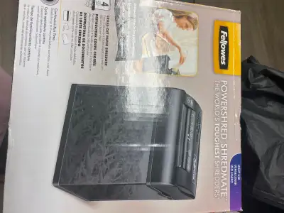 Fellows Power Shred Shredmate. Excellent for desk & its crosscut paper shredders! $20.00 brand new....