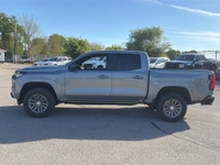 HEATED CLOTH SEATS, SUNROOF, BLUETOOTH, REAR VIEW CAMERA, BACK UP SENSOR, REMOTE START & APPLE/ ANDR... (image 3)