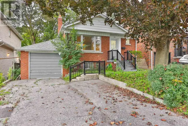 MAIN - 128 BOGERT AVENUE Toronto (Lansing-Westgate), Ontario in Long Term Rentals in City of Toronto - Image 2