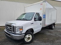 2022 Ford E-450 Cube 16 pieds 2x4 V8 7.3L -Location crédit bail disponible Financement Bancaire 1e 2... (image 1)
