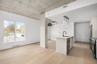 Condo for rent-apartment rental-logement locatif-4.5-4 1/2-2cc-2 chambres/bedrooms-Rosemont La Petit... (image 2)