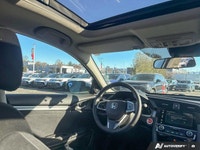 KBB.com Brand Image Awards. This Honda Civic Sedan boasts a Regular Unleaded I-4 2.0 L/122 engine po... (image 8)