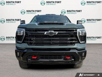 Z71 Off-Road Package, Leather Seats, Heated Seats & Steering, Remote Start, Back-Up Camera, Parking... (image 4)