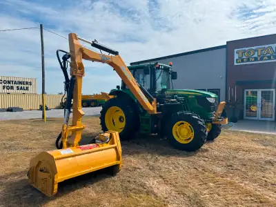- Well maintained, in excellent condition, and ready to work! - Cab with heat, A/C, and radio. - Air...