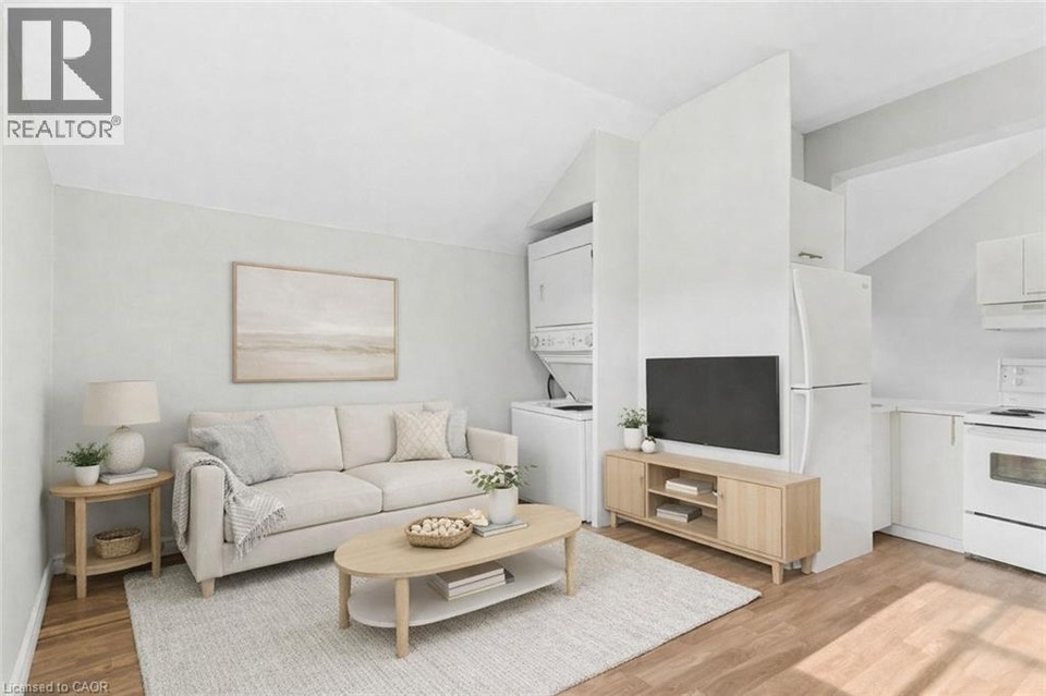 2 WINDSOR Street Unit# 2 Hamilton, Ontario 2