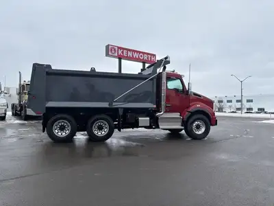 2026 CANDY APPLE RED T880 WITH A DARK GRAY 15.5' BIBEAU DUMP BODY, READY TO GO TO WORK !! 2026 KENWO...