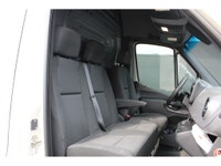 2020 MERCEDES SPRINTER 2500 - HIGH ROOF -- SHOWROOM CONDITION!!! 3.0L V6 DIESEL ENGINE !!! 3 SEATER... (image 8)
