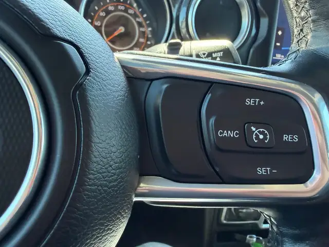 2021 Jeep Wrangler SAHARA ALTITUDE 4WD in Cars & Trucks in Summerside - Image 35