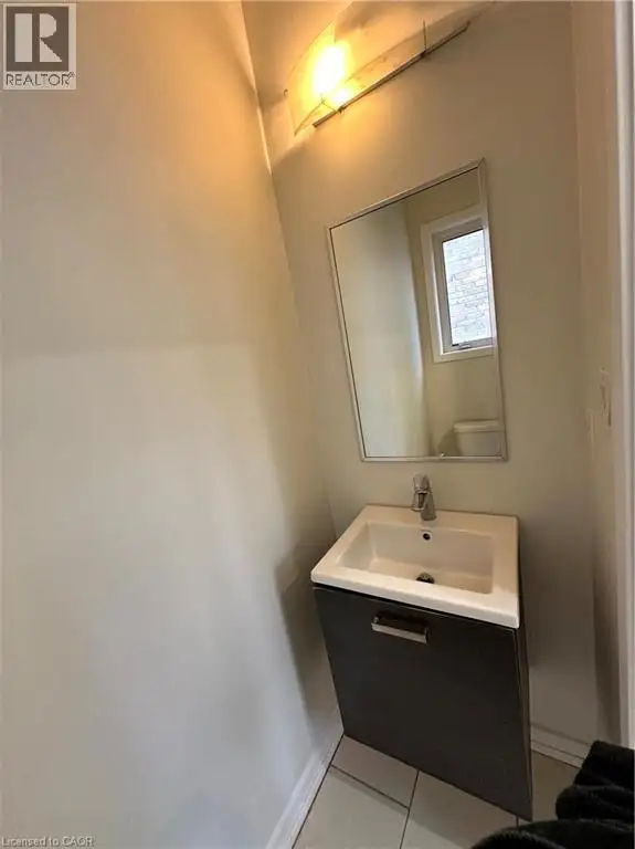 7 ABERCROMBIE Crescent Brampton, Ontario in Long Term Rentals in Mississauga / Peel Region - Image 10