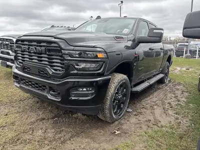 TRANSMISSION: 8-SPEED TORQUEFLITE AUTOMATIC,WHEELS: 20 X 8 BLACK ALUMINUM,BLACK PREMIUM CLOTH FRONT...