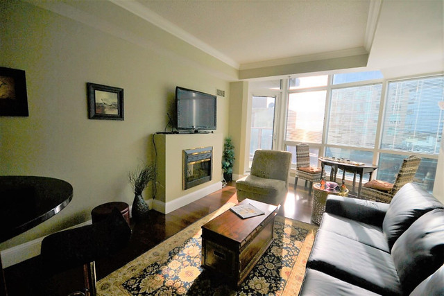 21-099  FABULOUS CONDO ON DRESDEN ROW, DOWNTOWN HALIFAX in Short Term Rentals in City of Halifax - Image 3