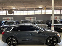 FULLY ELECTRIC, FEATURING : MASSAGE SEATS, QUATTRO AWD, DIGITAL GAUGE CLUSTER NAVIGATION DISPLAY, MU... (image 2)