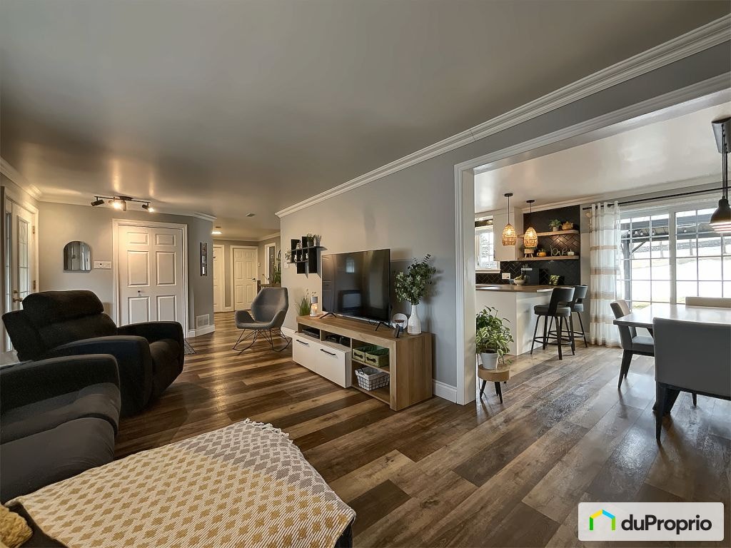 4e Avenue — photo 1