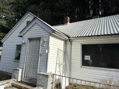 Golden oppotunity for investers and DIY lovers. Sitting in the heart of Fraser Canyon, this house ha...