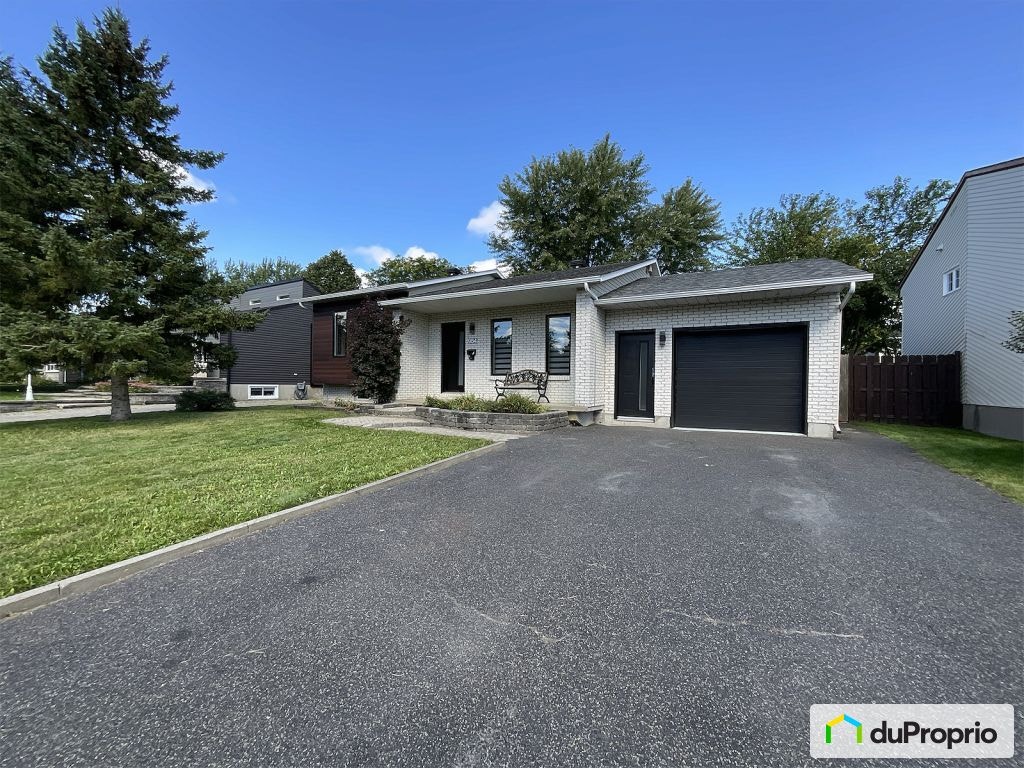 $749,000 - Bungalow for sale in Chambly — photo 1