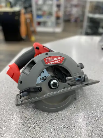 Milwaukee 2731 M18 FUEL Brushless Cordless Circular Saw, View more