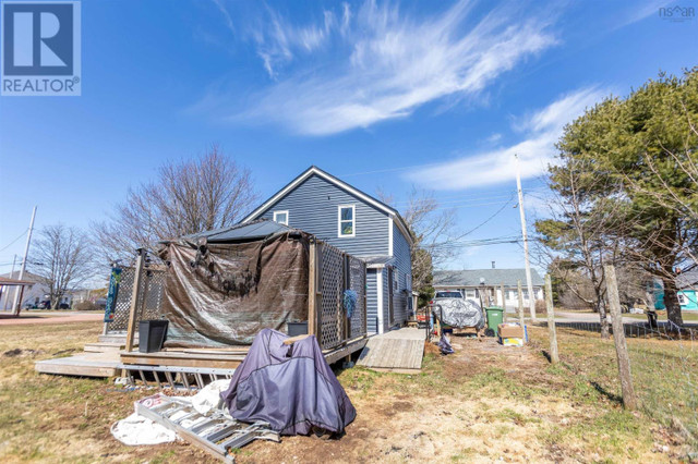 280 Two Islands Road Parrsboro, Nova Scotia in Houses for Sale in Truro - Image 4