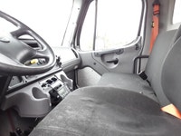 2018 FREIGHTLINER/MERCEDES M2 106 Refrigerated Truck - Automatic transmission-33000 GVW. 2018 Freigh... (image 9)