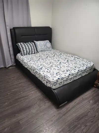 Private Room to let