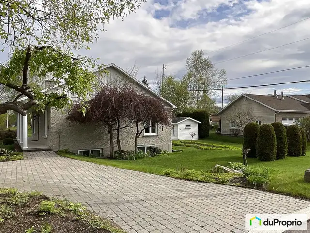 $390,000 - Bungalow for sale in Chicoutimi (Chicoutimi) in Houses for Sale in Saguenay - Image 4