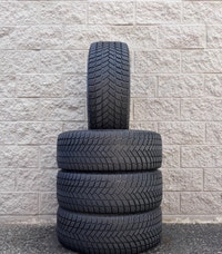 (97%) 4x 235/50R20 Michelin X-Ice Snow SUV Winters City of Toronto Toronto (GTA) Preview