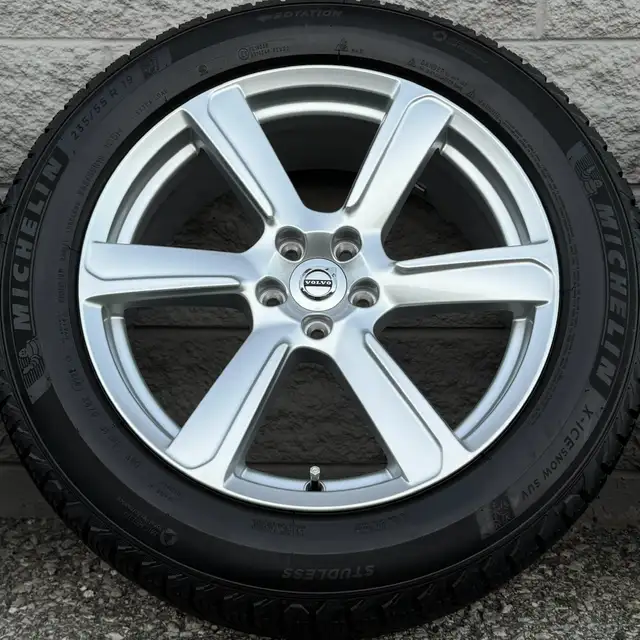 (97%) 4x Volvo XC90 19" OEM Winter Wheels Package in Tires & Rims in City of Toronto - Image 5