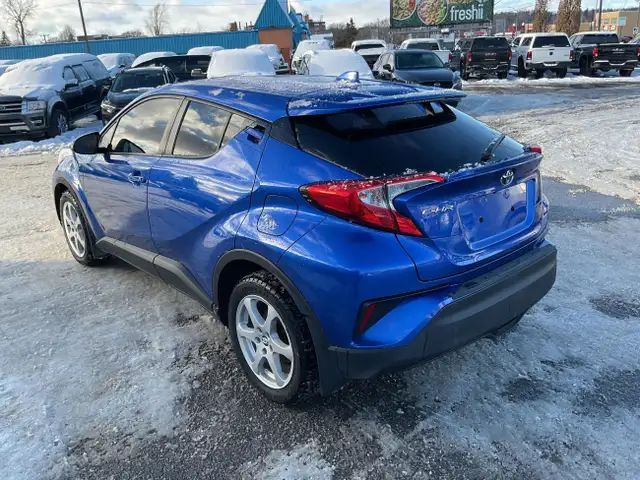 2019 Toyota C-HR in Cars & Trucks in Ottawa - Image 6