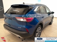 Power Liftgate, Park Assist, Heated Steering Wheel, Heated Seats, Aluminum Wheels! Ask us how you ca... (image 4)