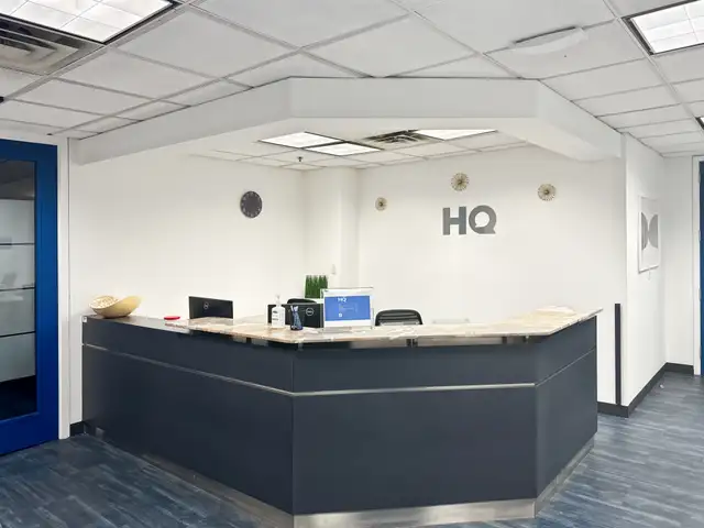 Office space for rent for 2 persons in 98 Avenue Edmonton in Commercial & Office Space for Rent in Edmonton - Image 4
