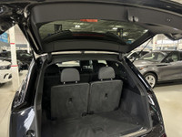 **FALL SPECIAL!** FEATURING : S-LINE, QUATTRO AWD, 7 PASSENGER SEATING, DIGITAL GAUGE CLUSTER NAVIGA... (image 6)
