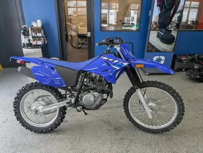 YAMAHA TTR 230 2026 PDSF : 5699.0$ Transport et préparation : 800.0$ Supplément logistique : 0.0$ RA...