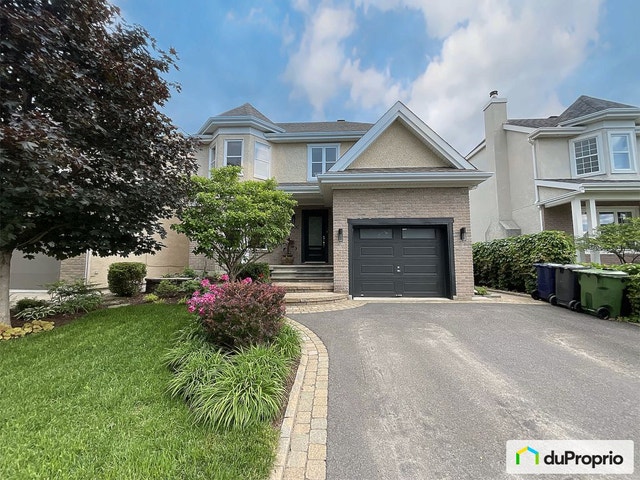$939,000 - 2 Storey for sale in Ste-Rose — photo 1